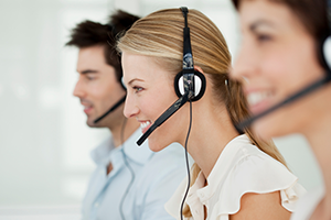 twitter-customer-service photo of customer service agents