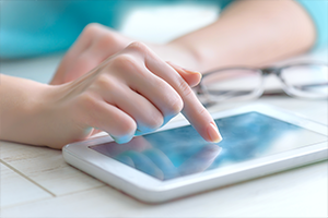 health-ads photo of a person using a smartphone